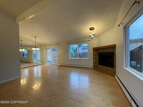 3911 Resurrection Dr in Anchorage, AK - Building Photo - Building Photo