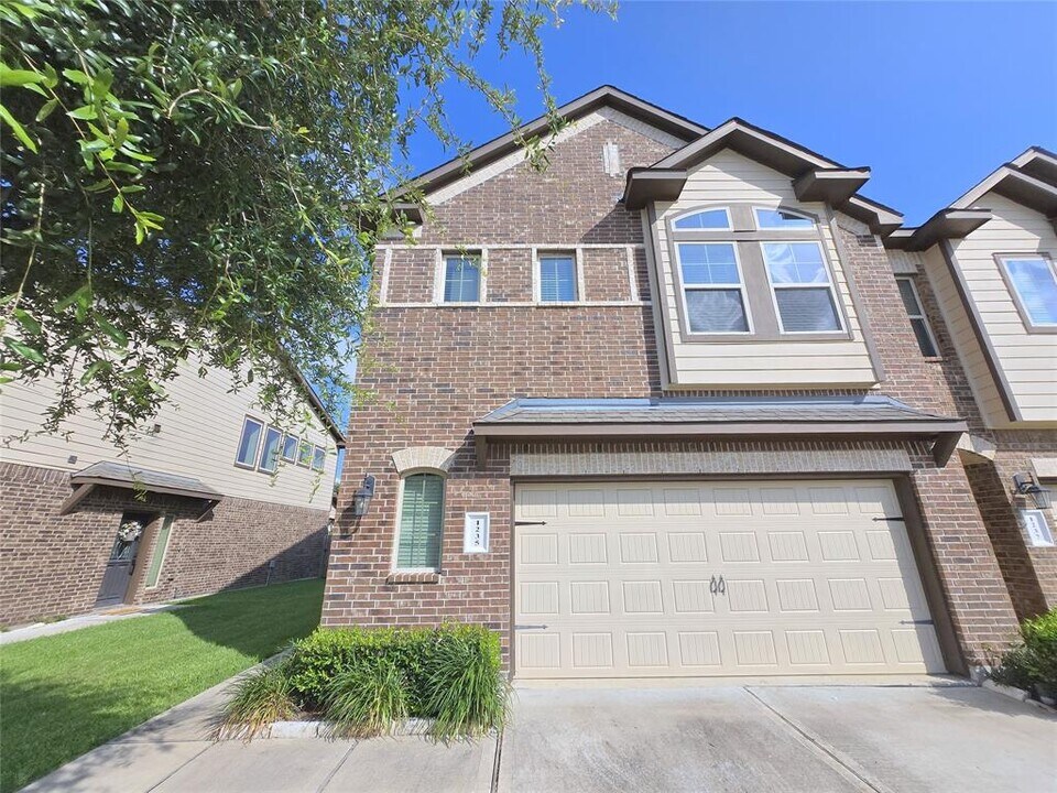1235 Citruswood Trail Ln in Rosenberg, TX - Building Photo