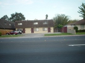 1812 N Tracy Blvd Apartments