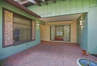 4852 Brywill Cir in Sarasota, FL - Building Photo - Building Photo