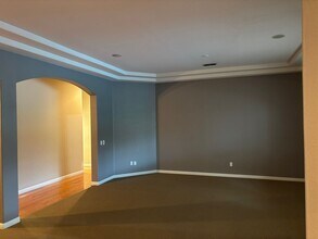 3305 Marina Cove Cir in Elk Grove, CA - Building Photo - Building Photo