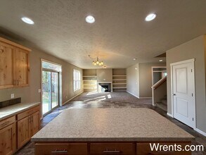 13415 W Whitetip Ave in Airway Heights, WA - Building Photo - Building Photo