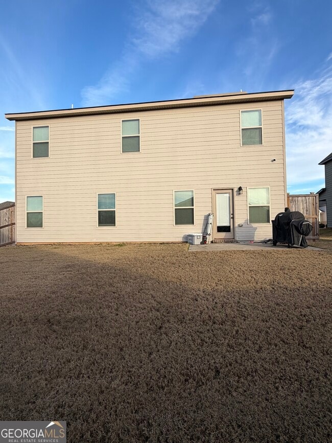 1700 Cadence St in Locust Grove, GA - Building Photo - Building Photo