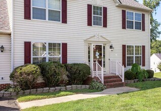 4208 Mylan Rd in Richmond, VA - Foto de edificio - Building Photo