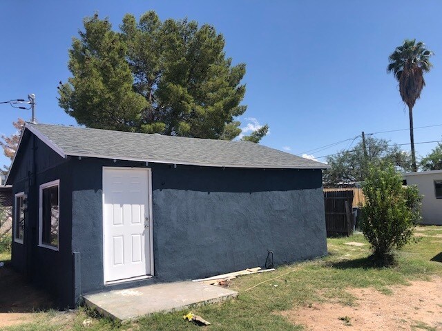 5758 E 26th St in Tucson, AZ - Building Photo