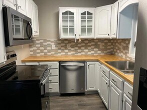 416 Stillwater Ave W in Stillwater, MN - Building Photo - Building Photo