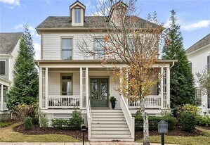 7345 Samples Field Rd in Cumming, GA - Building Photo