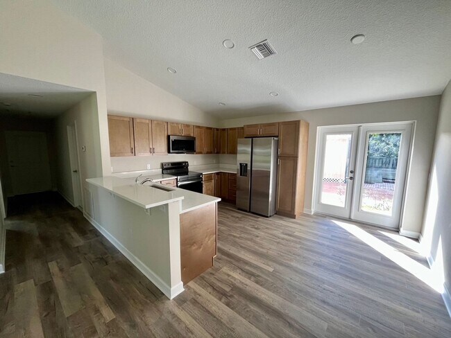 1855 10th Ave in Vero Beach, FL - Building Photo - Building Photo