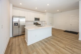 17273 Wellburn Dr in Westfield, IN - Building Photo - Building Photo