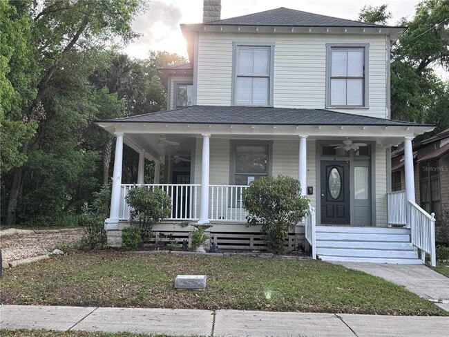property at 114 NE Tuscawilla Ave