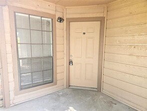 508 E Denton Dr in Euless, TX - Building Photo - Building Photo
