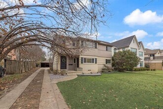 3728 W Beverly Dr in Dallas, TX - Building Photo - Building Photo