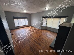 605 N James St in Jacksonville, AR - Building Photo - Building Photo