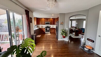 2208 Buttercup St in Erie, CO - Foto de edificio - Building Photo