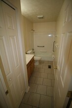 2933 Tuscaloosa Ln in Lexington, KY - Building Photo - Building Photo