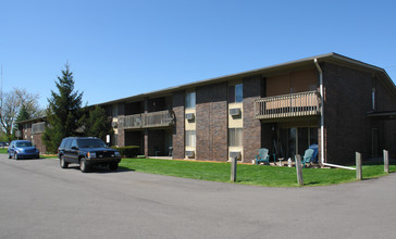 1016 Chester Apartments in Lansing, MI - Building Photo - Building Photo