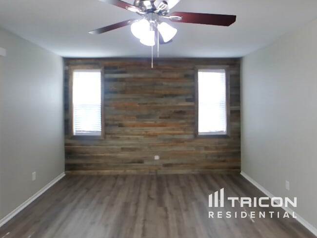 10022 N 48th Ave in Glendale, AZ - Building Photo - Building Photo