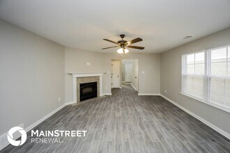 10216 Sterling Ridge Dr in Cordova, TN - Foto de edificio - Building Photo