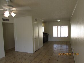 1020 W La Jolla Dr in Tempe, AZ - Building Photo - Building Photo
