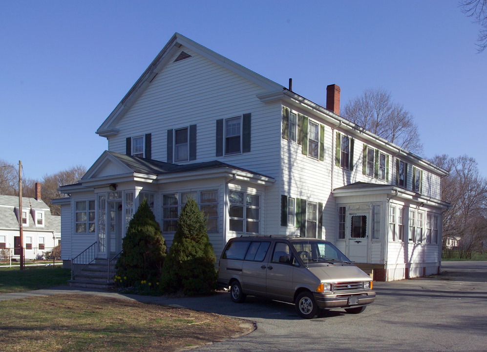 19 Kilton St in Taunton, MA - Building Photo