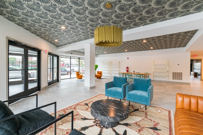 1201 W Girard Ave in Philadelphia, PA - Building Photo - Building Photo