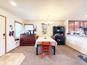 2554 SW Siskin Cir in Port Orchard, WA - Building Photo - Building Photo