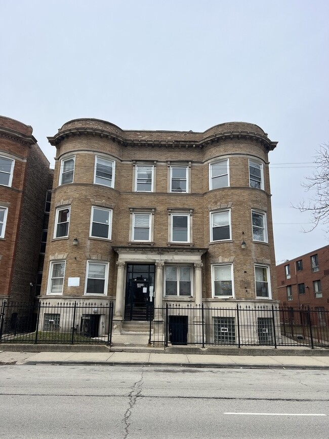 property at 3652 S Indiana Ave