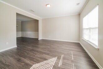 643 Fieldcrest Dr in Dallas, GA - Building Photo - Building Photo