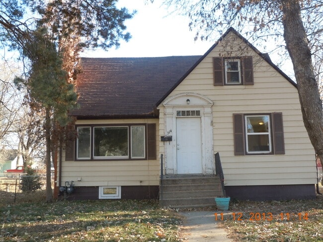 property at 314 5th St NW