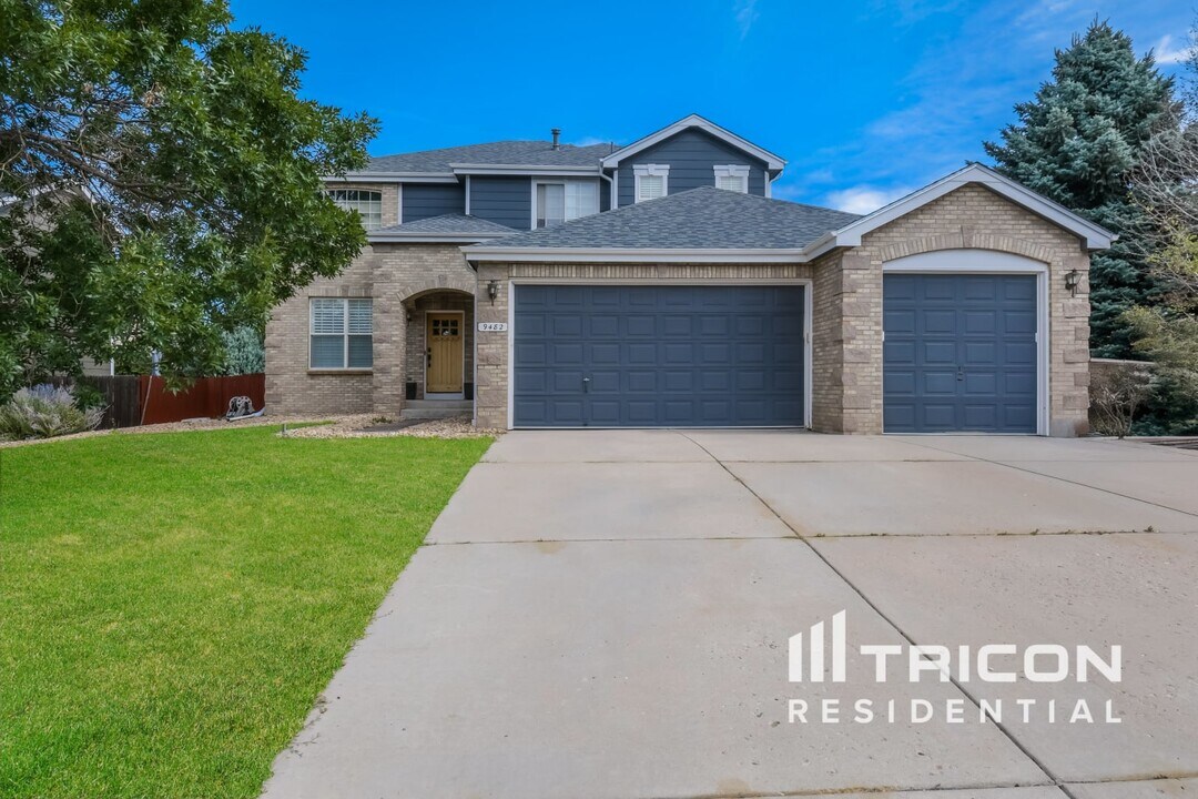 9482 S Alyssum Way in Parker, CO - Building Photo