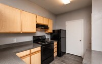 Marshall Meadows Apartment Homes in San Antonio, TX - Building Photo - Building Photo