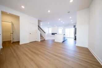 2255 Tyrone Dr in Shakopee, MN - Building Photo - Building Photo