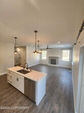 6585 Beverly Hills Cir in Wasilla, AK - Building Photo - Building Photo
