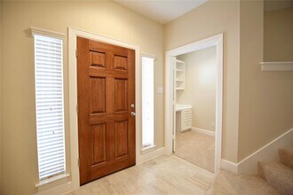 11605 Main Pine Dr in Houston, TX - Building Photo - Building Photo