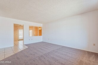 10733 W Loma Blanca Dr in Sun City, AZ - Building Photo - Building Photo