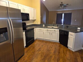 2631 Winchester Cir in Eustis, FL - Building Photo - Building Photo