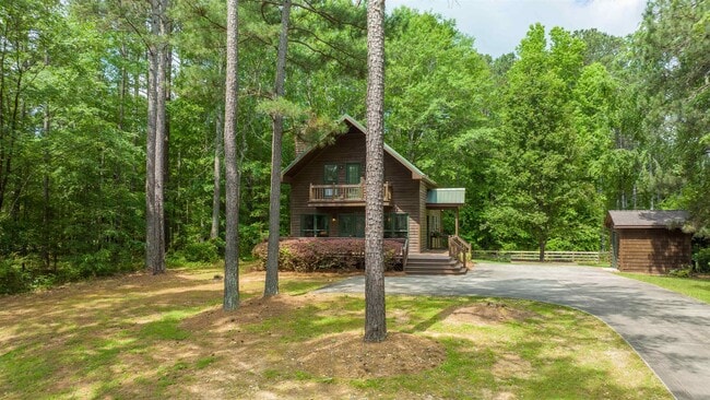 116 Lake Forest Dr in Eatonton, GA - Building Photo - Building Photo