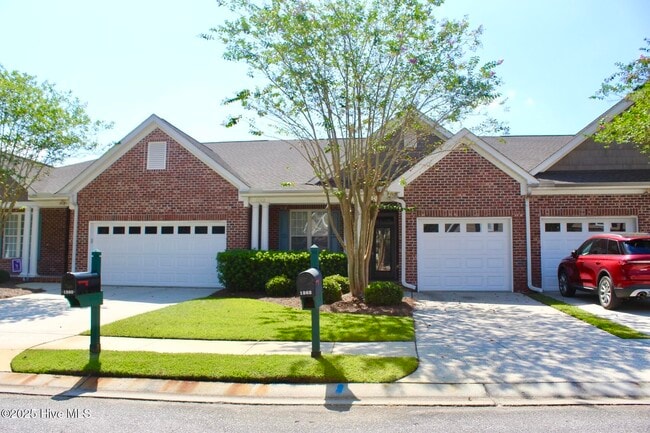 1262 Greensview Cir