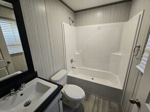 103 Bardin Dr in Mankato, MN - Building Photo - Building Photo