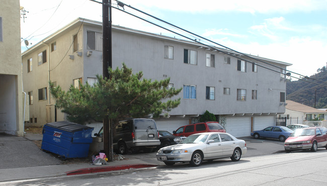 9948 Tujunga Canyon Blvd in Tujunga, CA - Building Photo - Building Photo