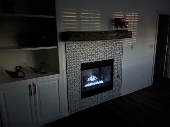 property at 300 Glen Dr