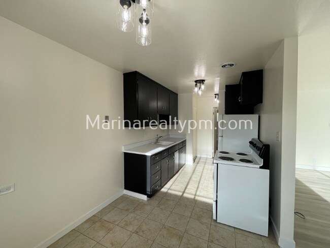 129-191 Hilborn St in Vallejo, CA - Building Photo - Building Photo