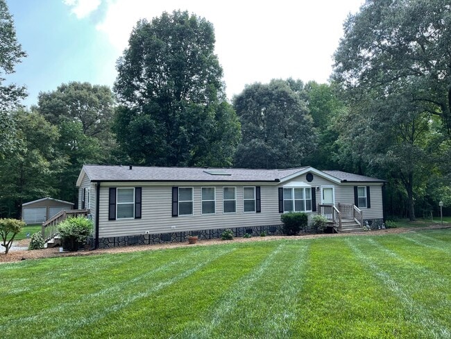 property at 1870 NC-73