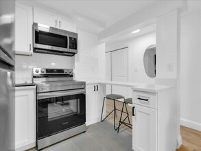 7 University Rd in Brookline, MA - Building Photo - Building Photo
