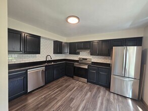 408 Harding St in Lower Burrell, PA - Building Photo - Building Photo