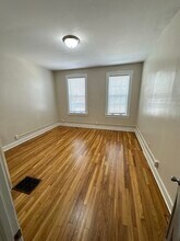 1635 White St in Dubuque, IA - Building Photo - Building Photo