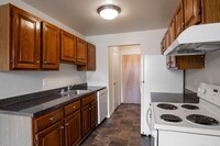 Imperial Gardens Apartment Homes in Middletown, NY - Building Photo - Building Photo