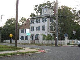 57 N Shore Rd in Absecon, NJ - Building Photo