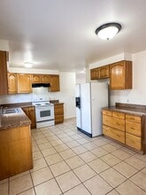 5333 Peachwood Cir in Salt Lake City, UT - Building Photo - Building Photo