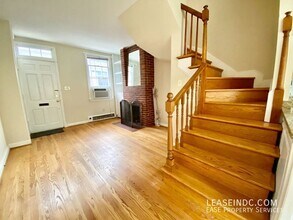 3213 Cherry Hill Ln in Washington, DC - Building Photo - Building Photo
